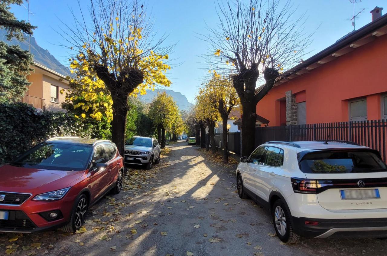 Spacious Apartment At Como Lake Mandello del Lario Luaran gambar