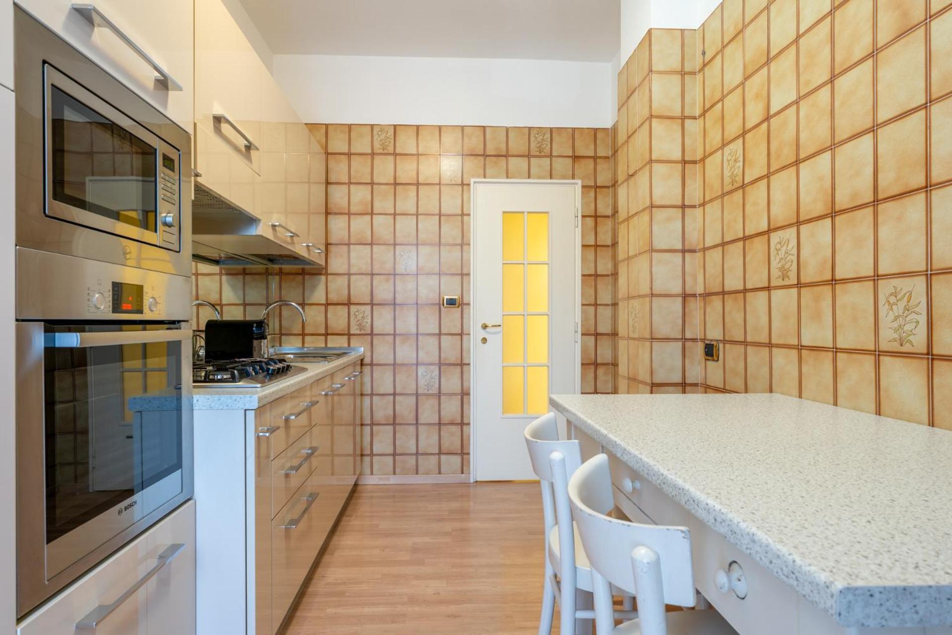 Spacious Apartment At Como Lake Mandello del Lario Luaran gambar